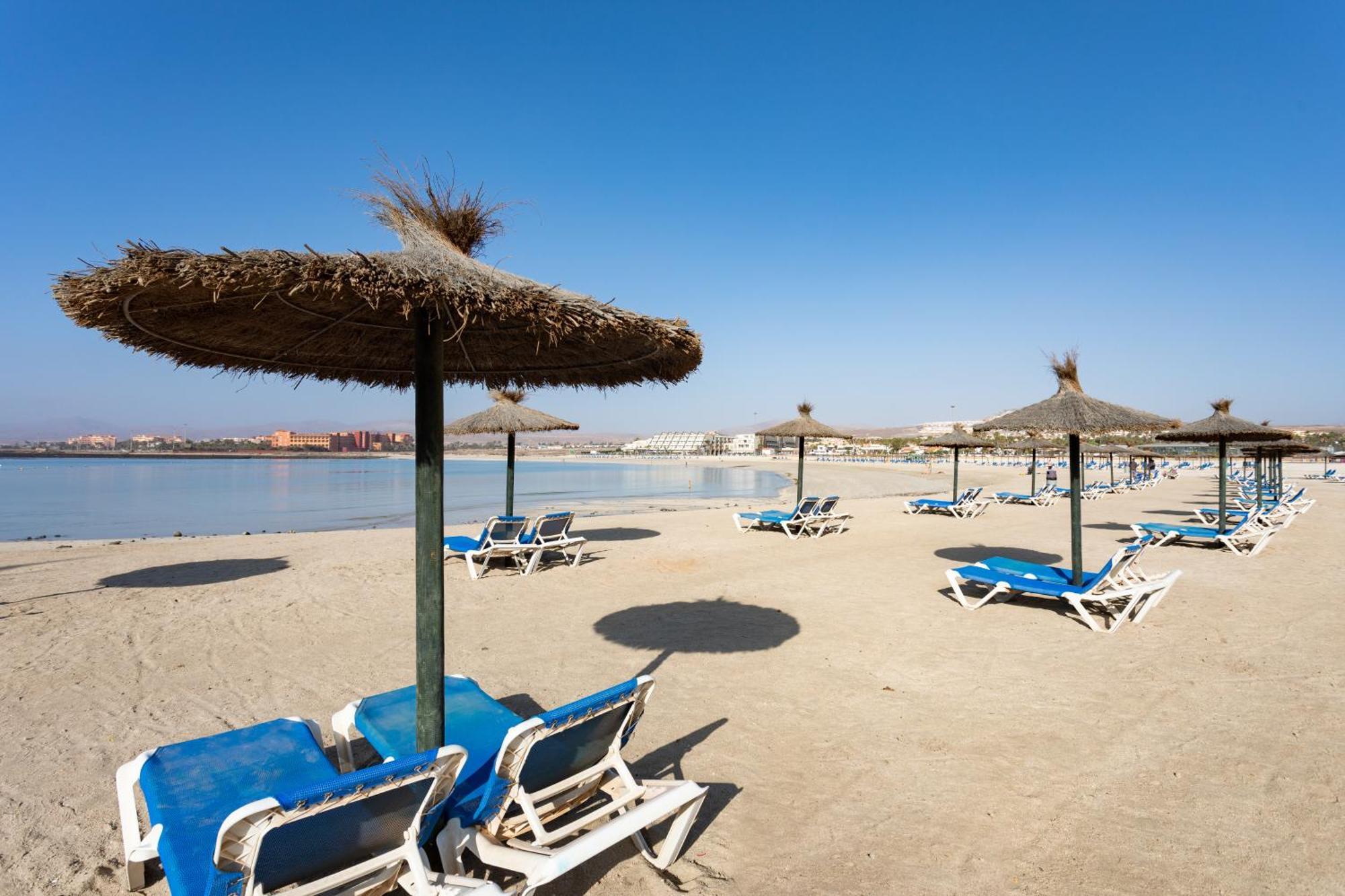 Home2Book Quiet Villa With Private Pool Трикивихате Экстерьер фото