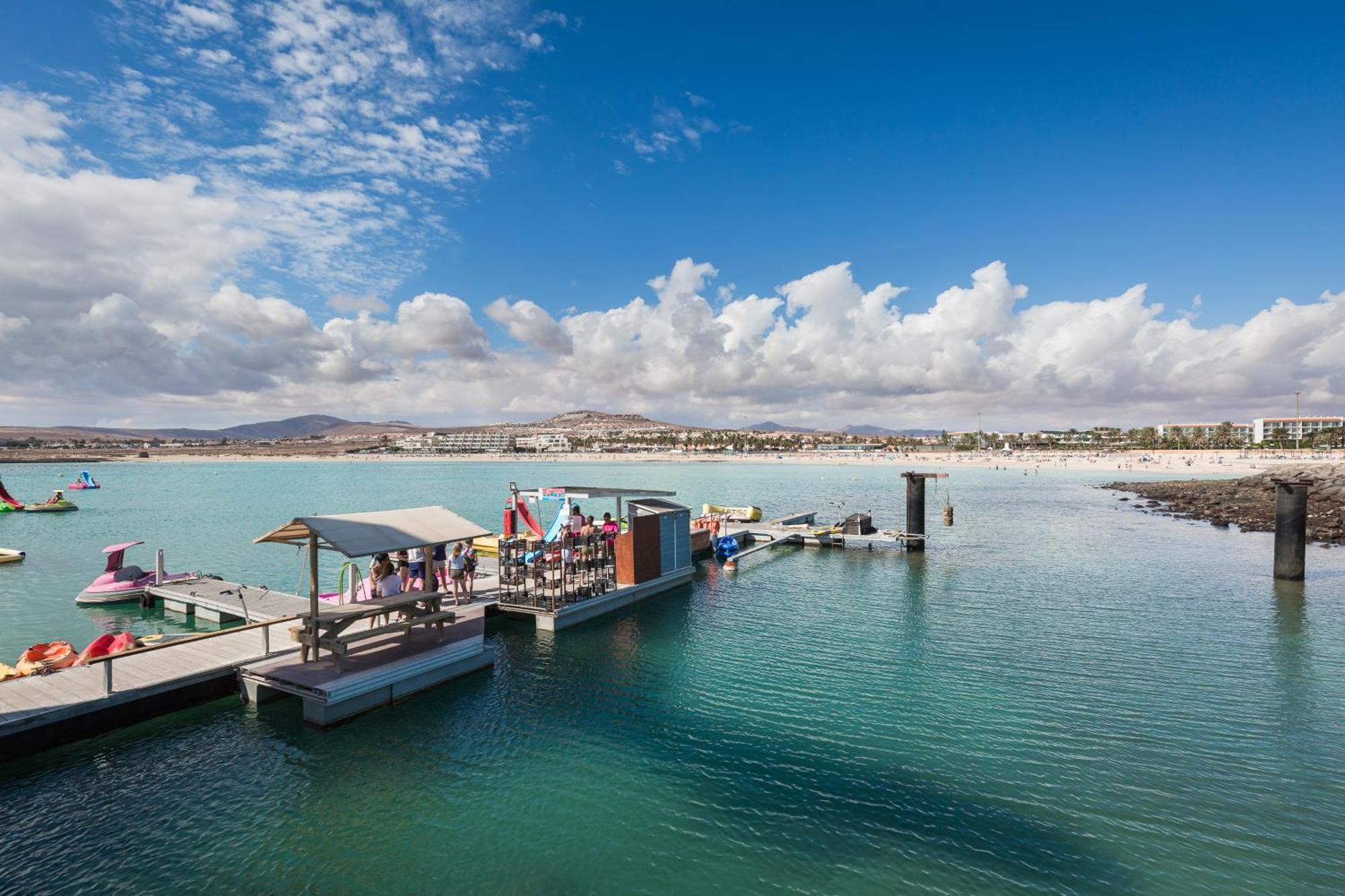 Home2Book Quiet Villa With Private Pool Трикивихате Экстерьер фото