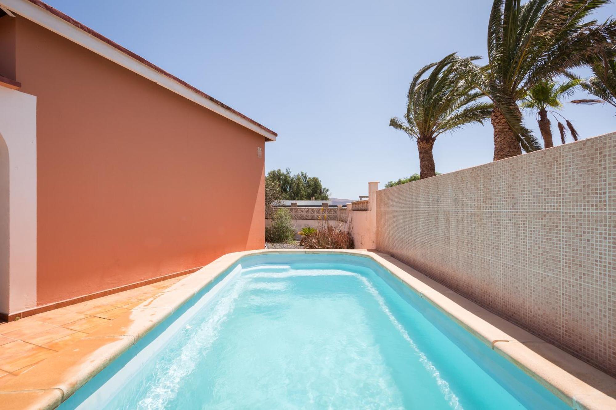 Home2Book Quiet Villa With Private Pool Трикивихате Экстерьер фото